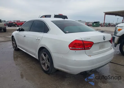 2013 Volkswagen Passat 2.5L Se from USA, damaged, VIN 1VWBP7A35DC065014